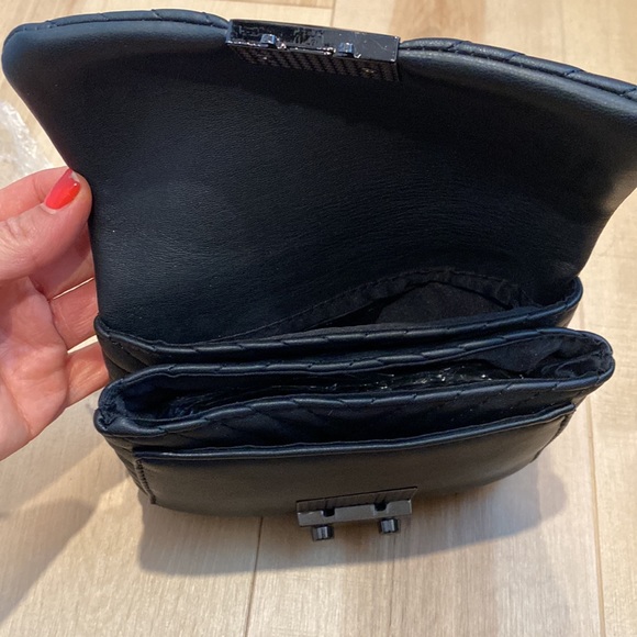 NWT black Aqua Fanny pack/ waist bag - Picture 3 of 8